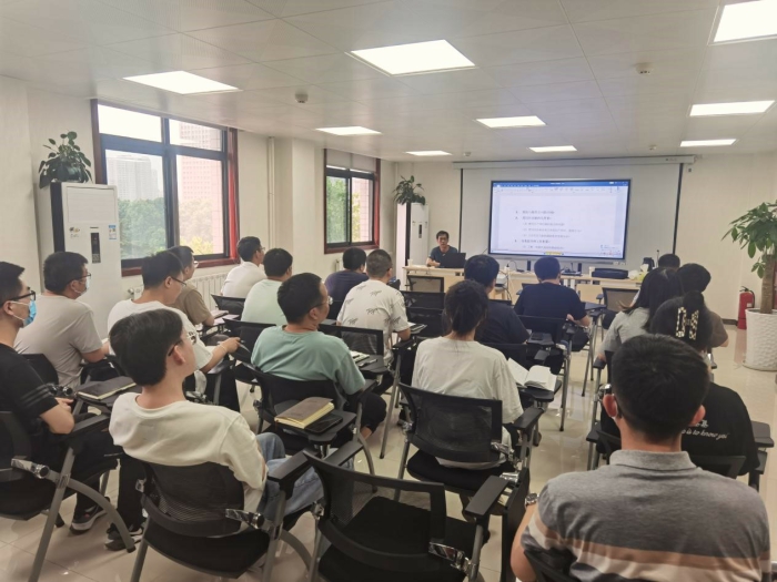 第一地理信息制圖院舉辦軟件技術(shù)經(jīng)驗(yàn)分享交流會(huì)，共促專業(yè)發(fā)展